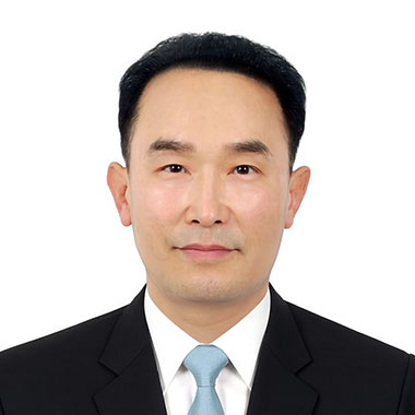 Chang-Keun Kim, Chief Executive Officer pictures